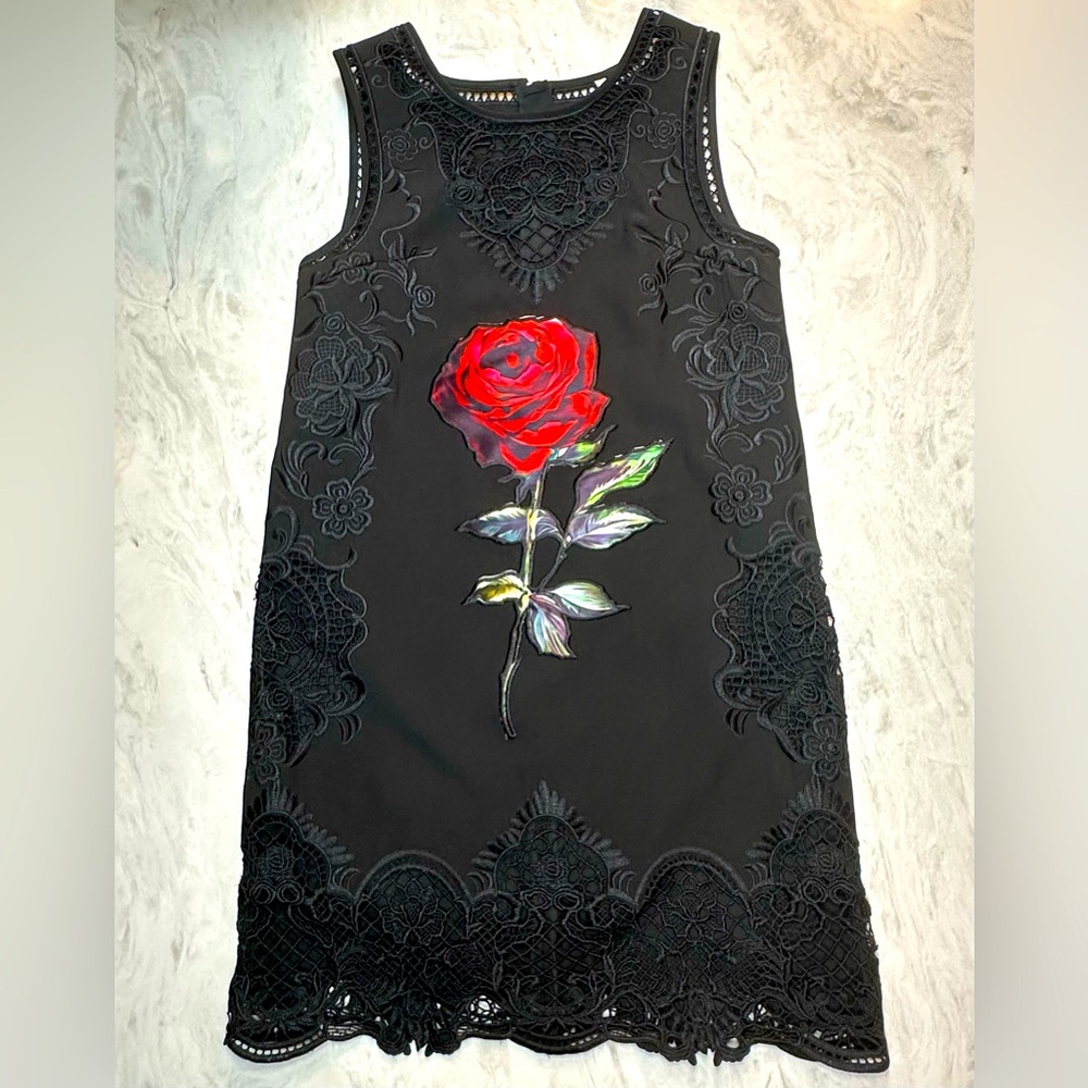(Free Gift with $160+ Purchase) Two piece large rose little black dress small